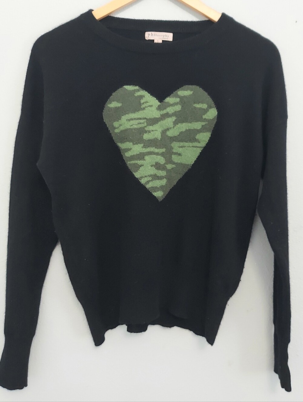 Philosophy Cashmere Camo Heart Black Sweater Women Large Soft Cozy